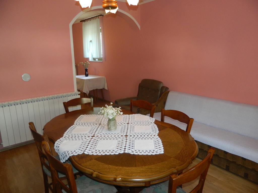 Vacation Home Kuca Za Odmor Krasno Polje Eksteriør billede